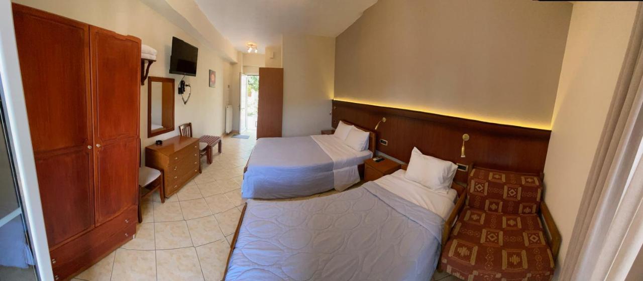Paradosi Rooms Igoumenitsa Bagian luar foto