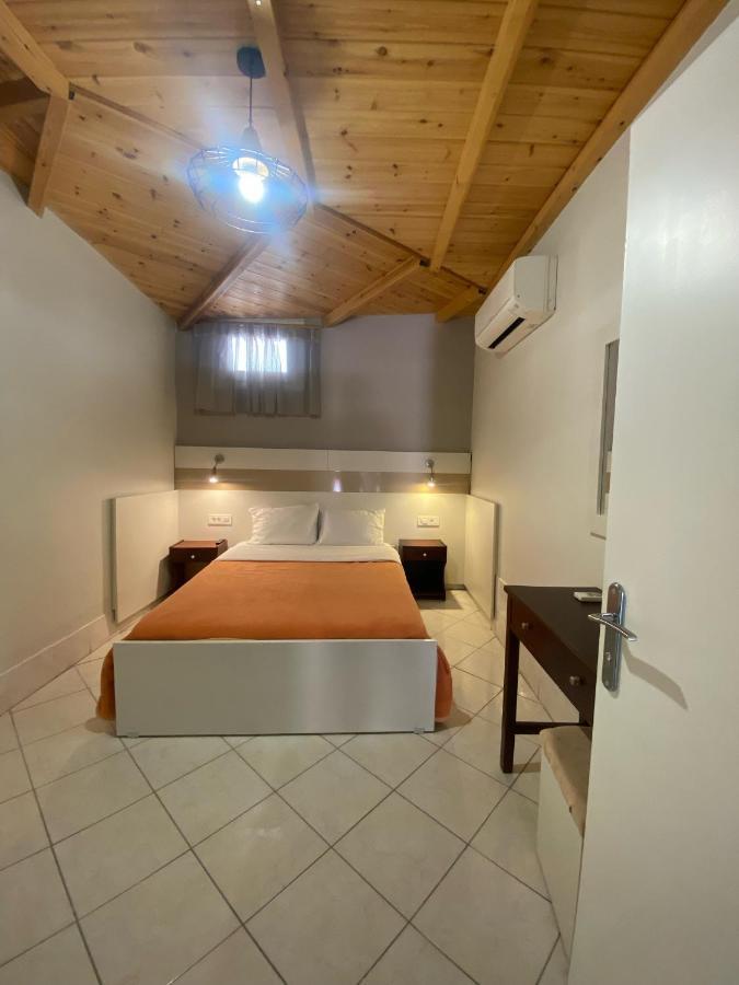 Paradosi Rooms Igoumenitsa Bagian luar foto