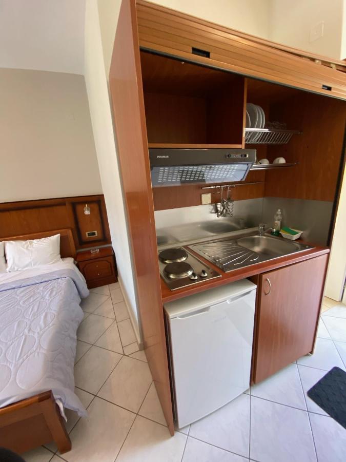 Paradosi Rooms Igoumenitsa Bagian luar foto